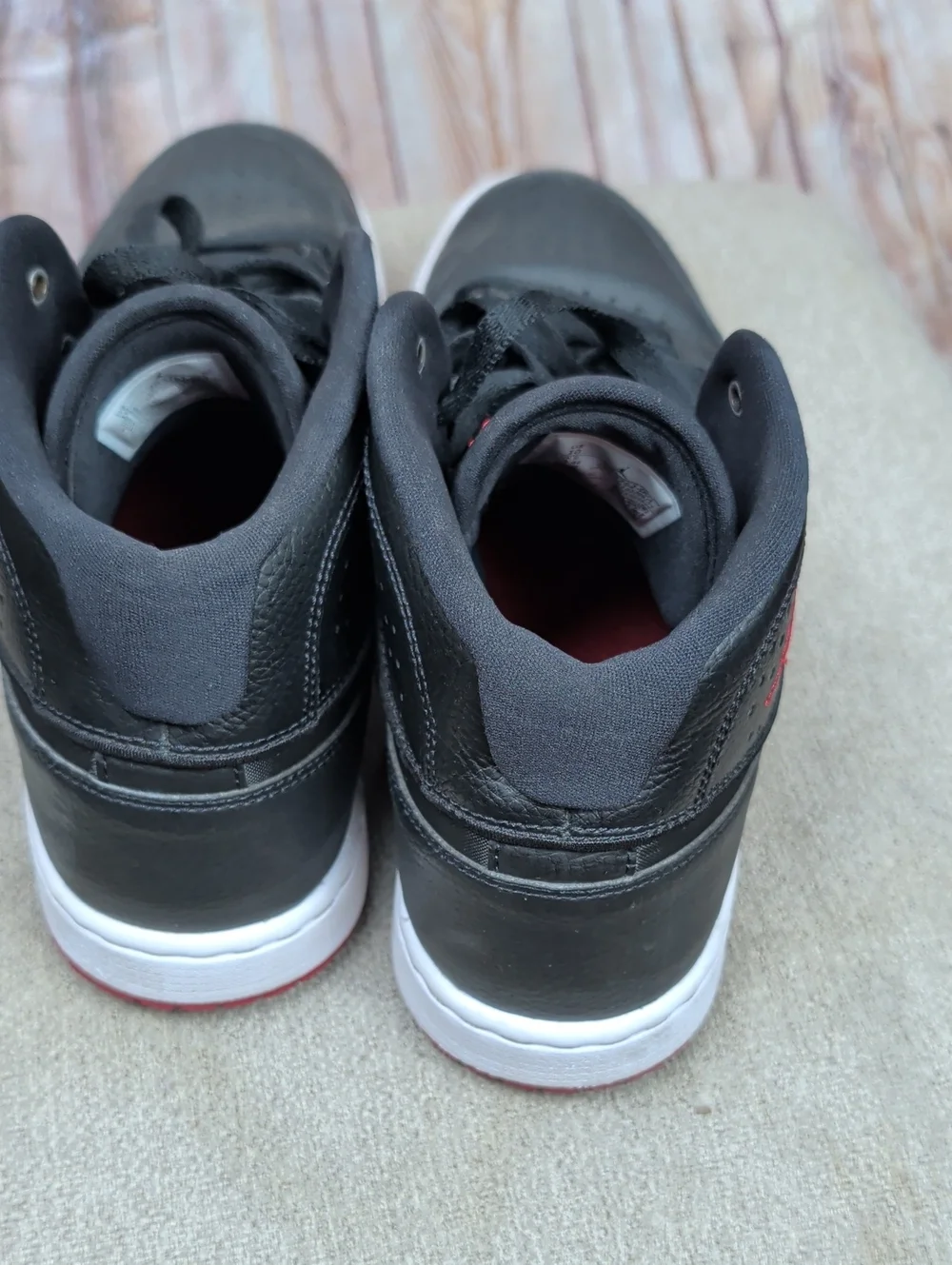Jordan Jumpman Black and Red Mid-Top Sneakers Men's 10